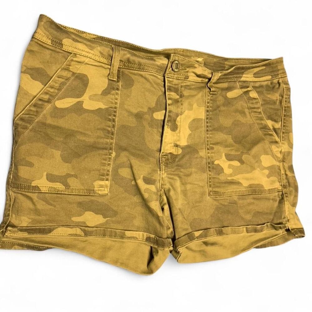 Utility Women's multi Shorts